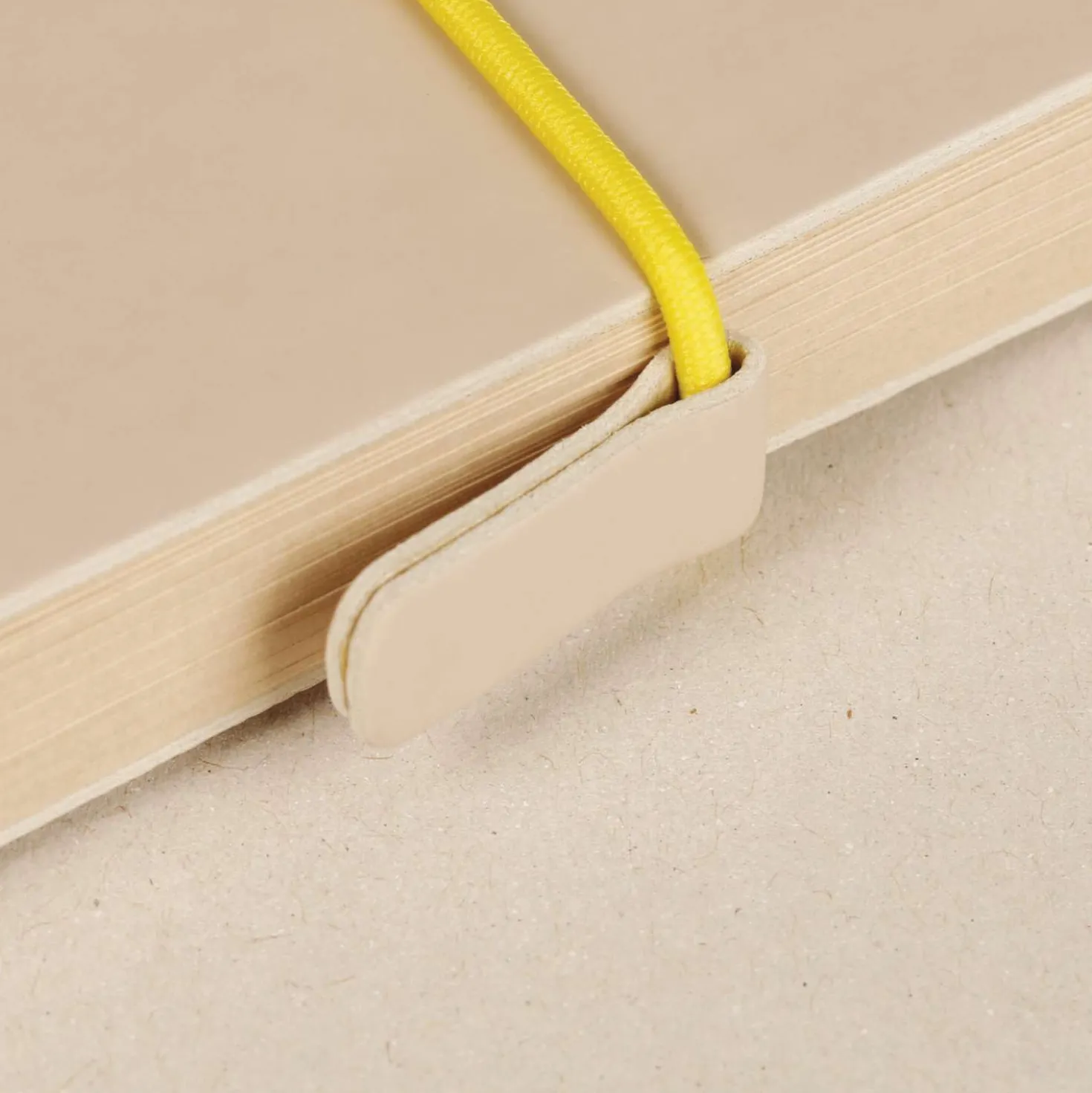 Clairefontaine Paint ON, Skizzenheft mit Fadenbindung